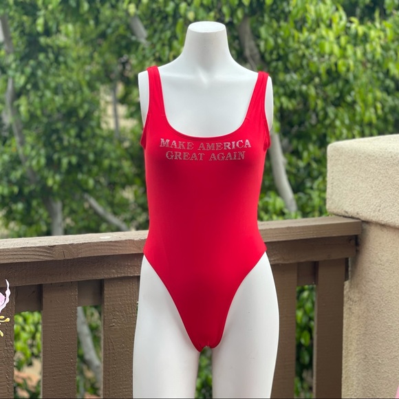 🇺🇸 Maga Swimsuit one Piece American flag - Picture 4 of 14